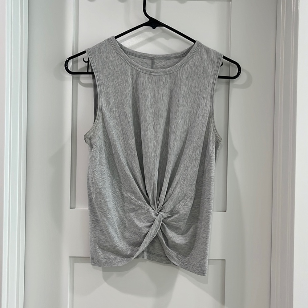 Lululemon tank